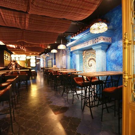 Aquarizon Boutique Hostel & City Bar Ho Chi Minh-staden Exteriör bild