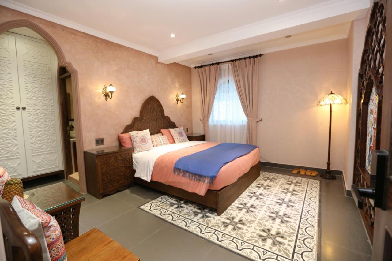 Aquarizon Boutique Hostel & City Bar Ho Chi Minh-staden Exteriör bild
