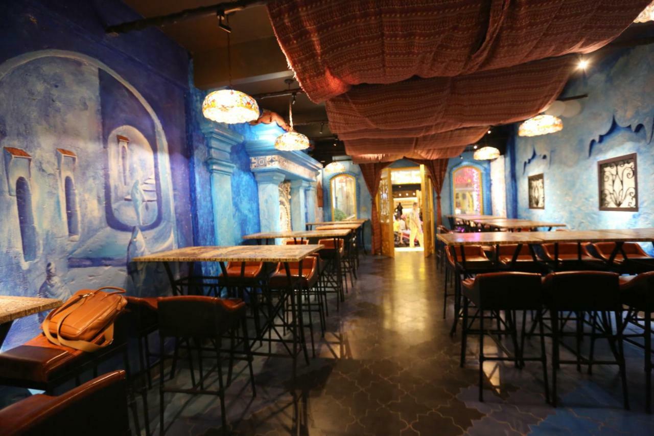 Aquarizon Boutique Hostel & City Bar Ho Chi Minh-staden Exteriör bild